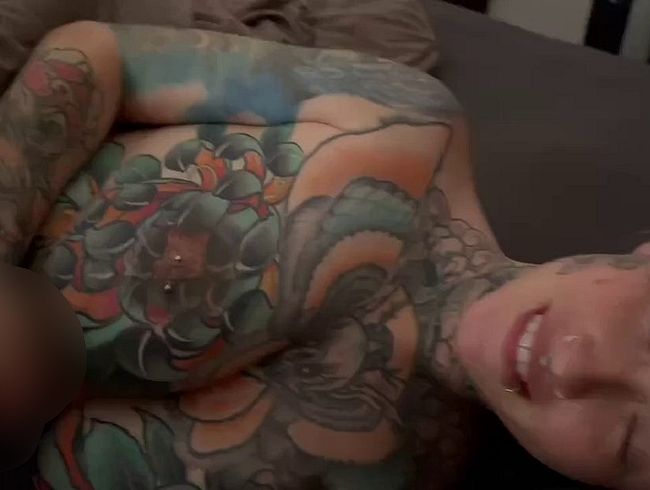 Micky-Bottenberg Porno Video: Darf ich dein sper*a schl**ken?