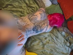 Micky-Bottenberg Porno Video: Die gierige fo**e will gefüllt werden! dog*y s*x mit hartem span**ng!