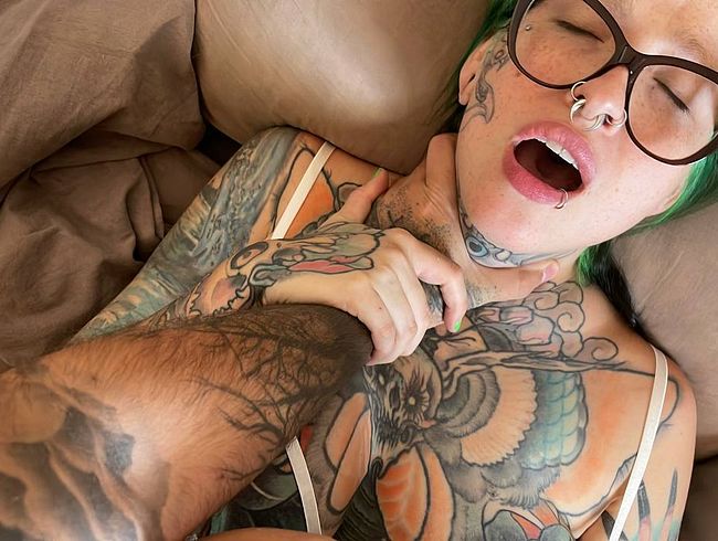 Micky-Bottenberg Porno Video: fi** mich nah und intensive bis ich auf deinem schw**z komme!