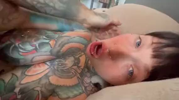 Micky-Bottenberg Porno Video: fi** mich tief bis ich komme!