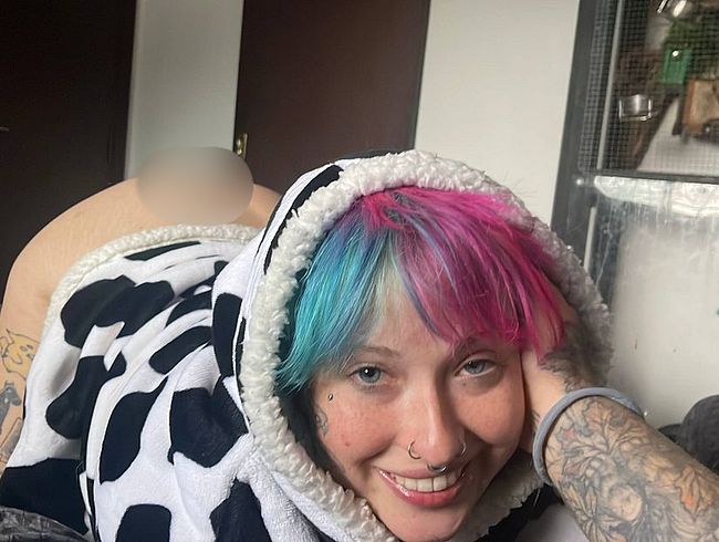 Micky-Bottenberg Porno Video: hard**re bl*wjob mit sper*aschl**ken!