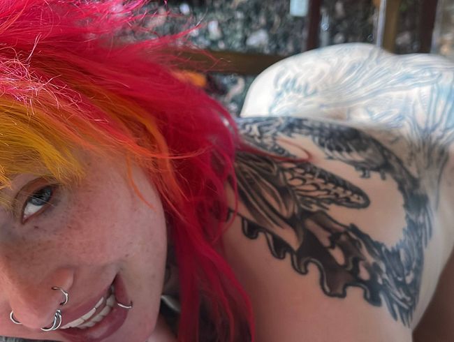 Micky-Bottenberg Porno Video: Kurzer bl*wjob nach neuem Tatto