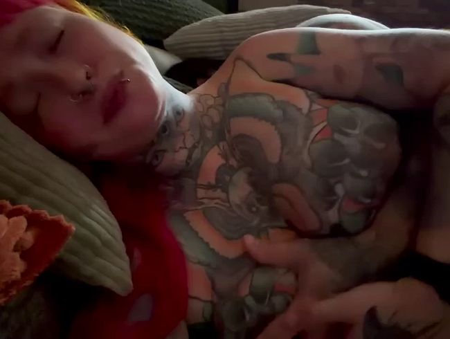 Micky-Bottenberg Porno Video: Schau mir ins Gesichtt während ich gefi**t werde!