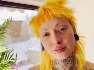 Micky-Bottenberg Porno Video: VALENTINES TAG cream**e!